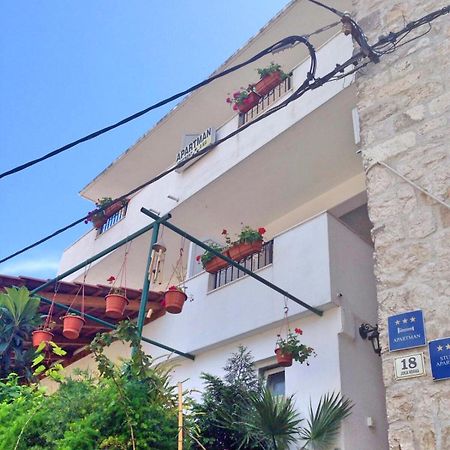 Ana Tudor Apartments Đảo Hvar Ngoại thất bức ảnh